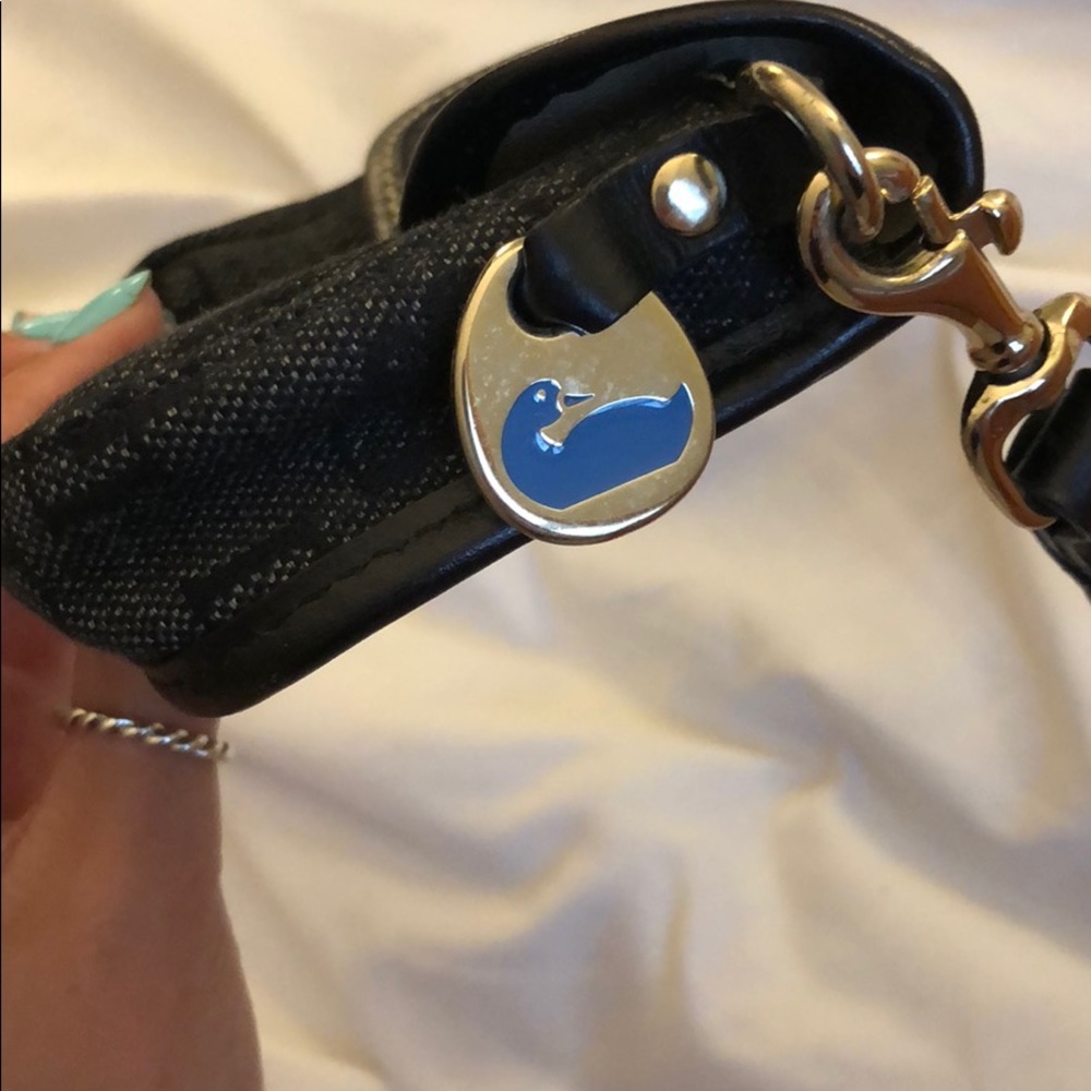 Dooney and Bourke wristlet - Picture 2 of 4